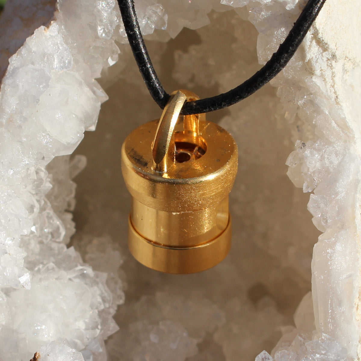 Herzkohärenz Kristallwirbel Schmuckanhänger „Gold-Magie“ - Diamant-Edition