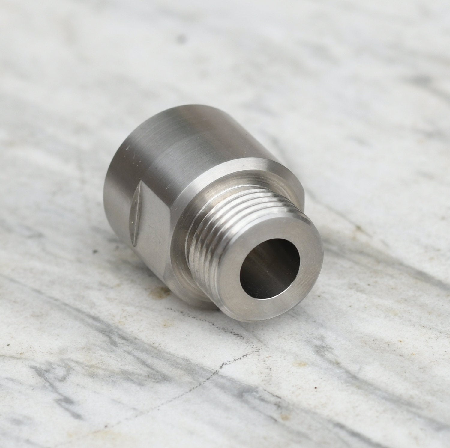 Adapter 1/2 Zoll Aussengewinde x 3/8 Zoll Innengewinde - flachdichtend