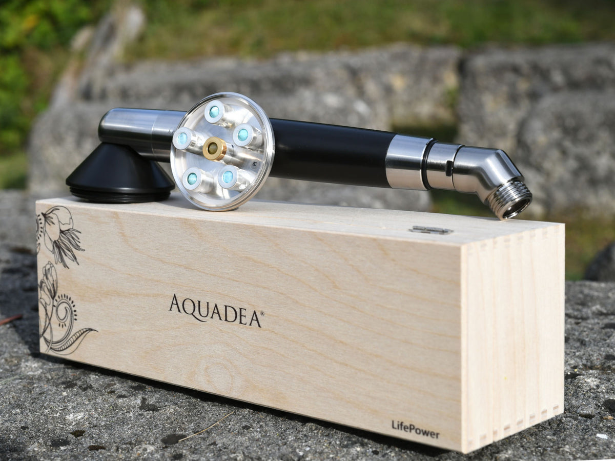 Crystal Vortex™ shower Larimar 6 titanium-platinum with titanium shower handle