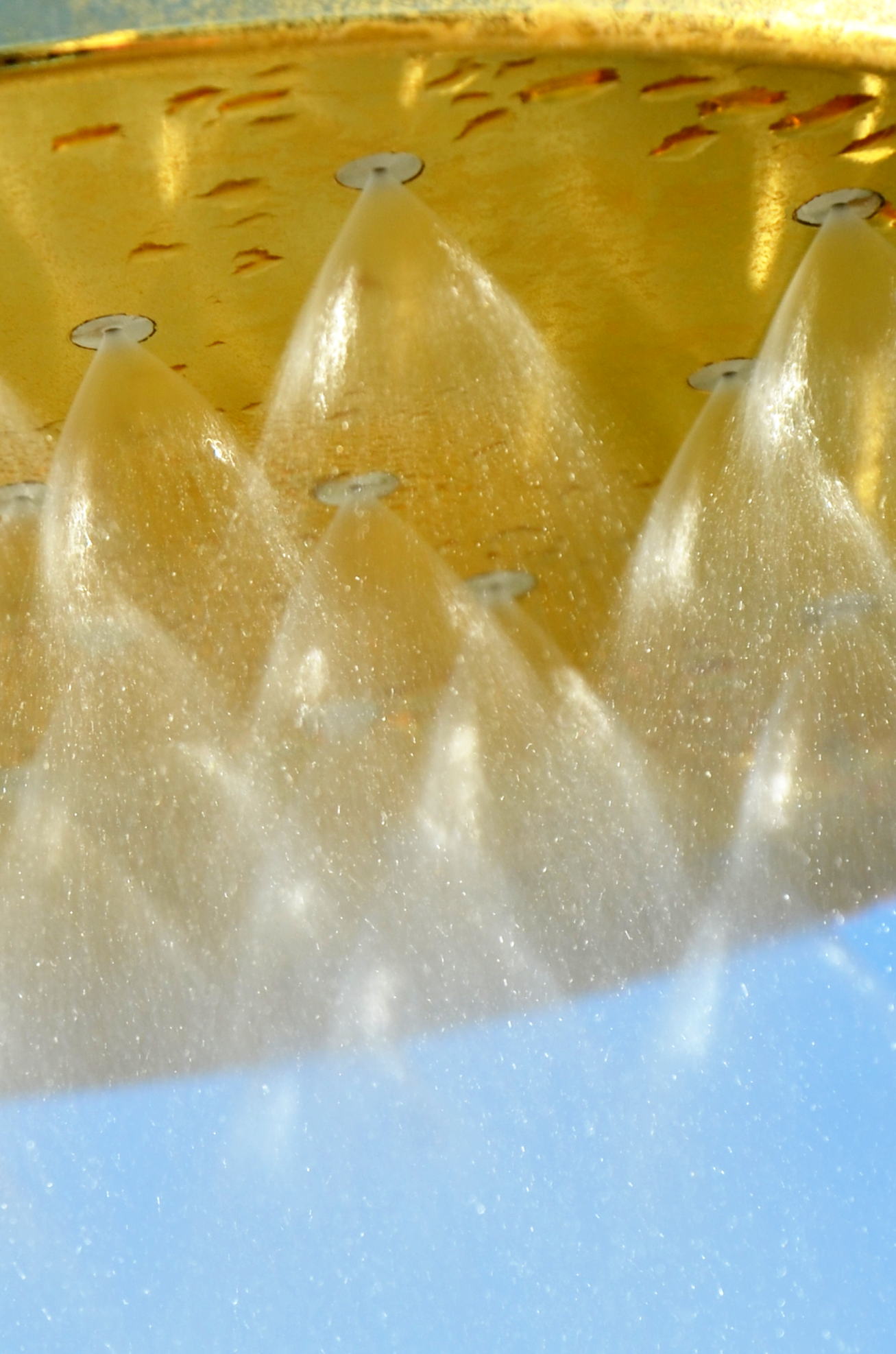 Kristallwirbel® Dusche "Duschportal Gold" Maxi-Regen-Dusche | Titan-Gold