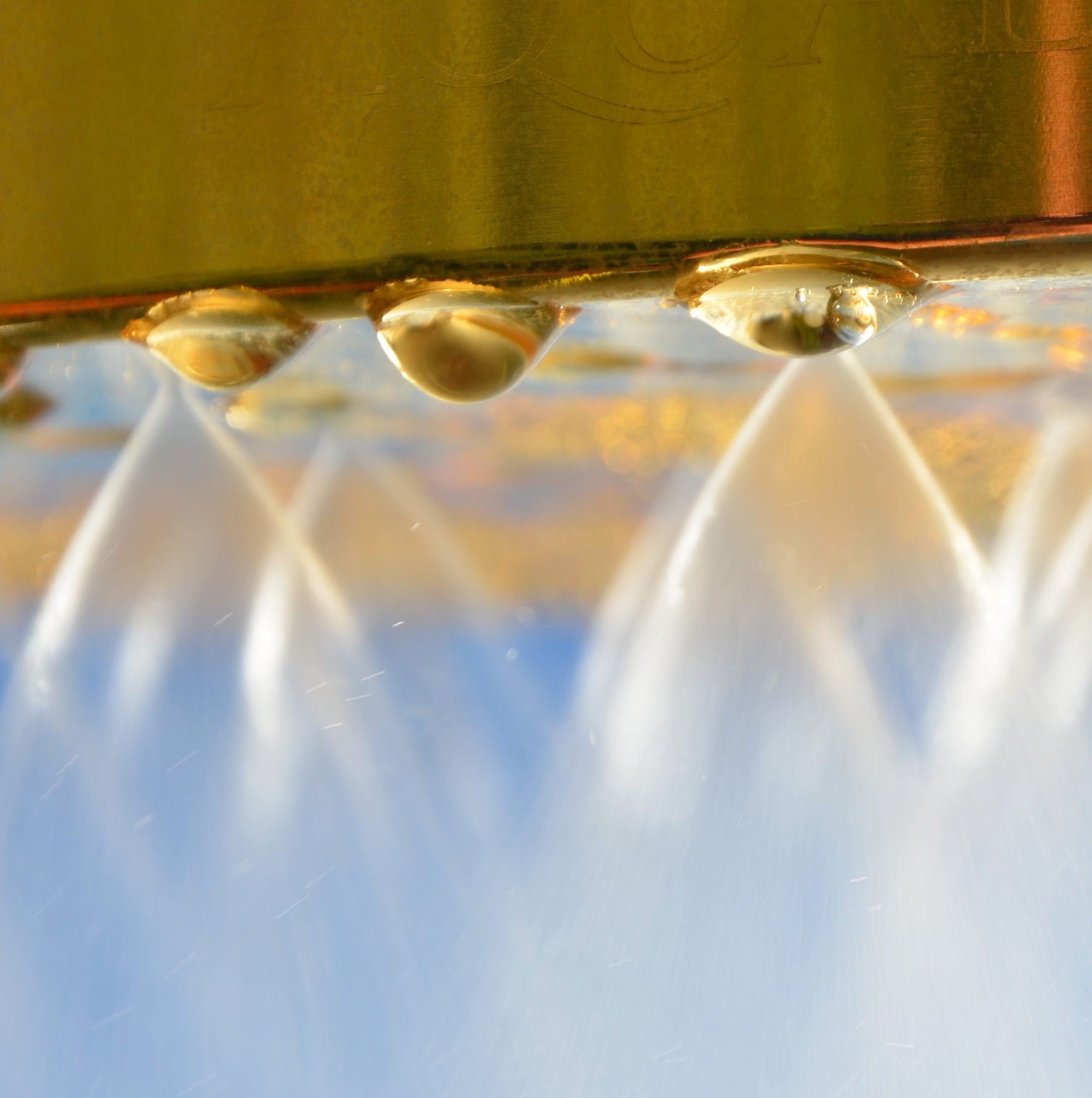 Kristallwirbel® Dusche "Duschportal Gold" Maxi-Regen-Dusche | Titan-Gold