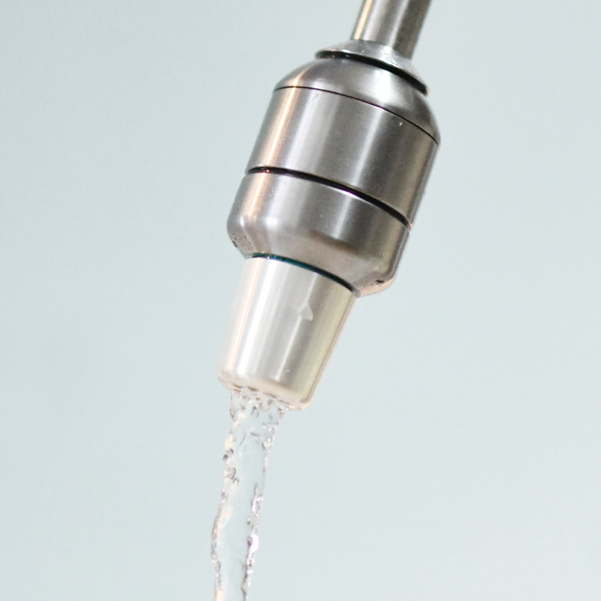 Trinity „Triad of Light“ – Kristallwirbel® Trinkwasser-Wirbler mit Amethyst, Kunzit & Lithium-Niobat