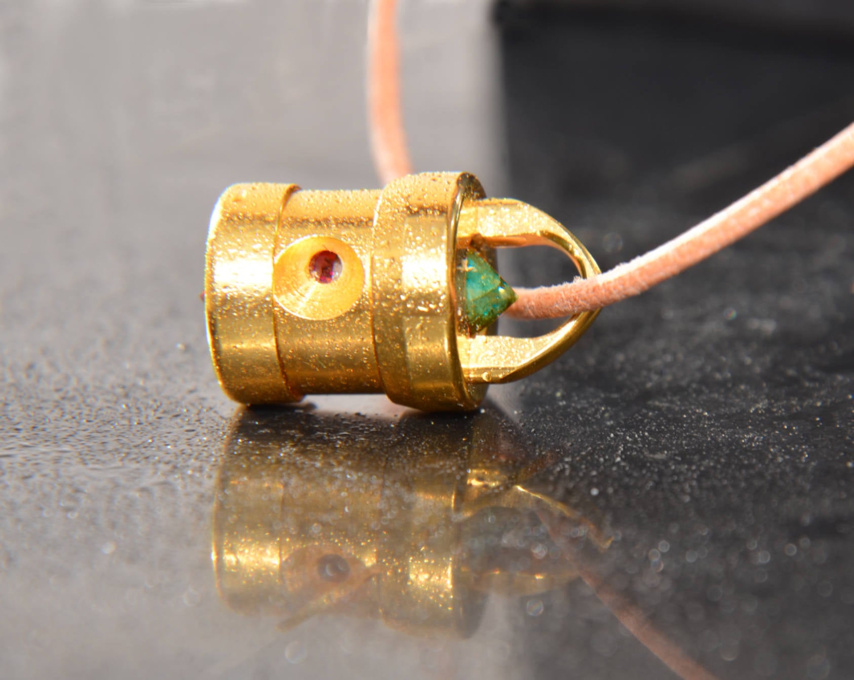 Cohérence One Smaragd - Gold |   Herzkohärenz Anhänger   -  Gold, Smaragd, Tantal, Highflow, Rubin